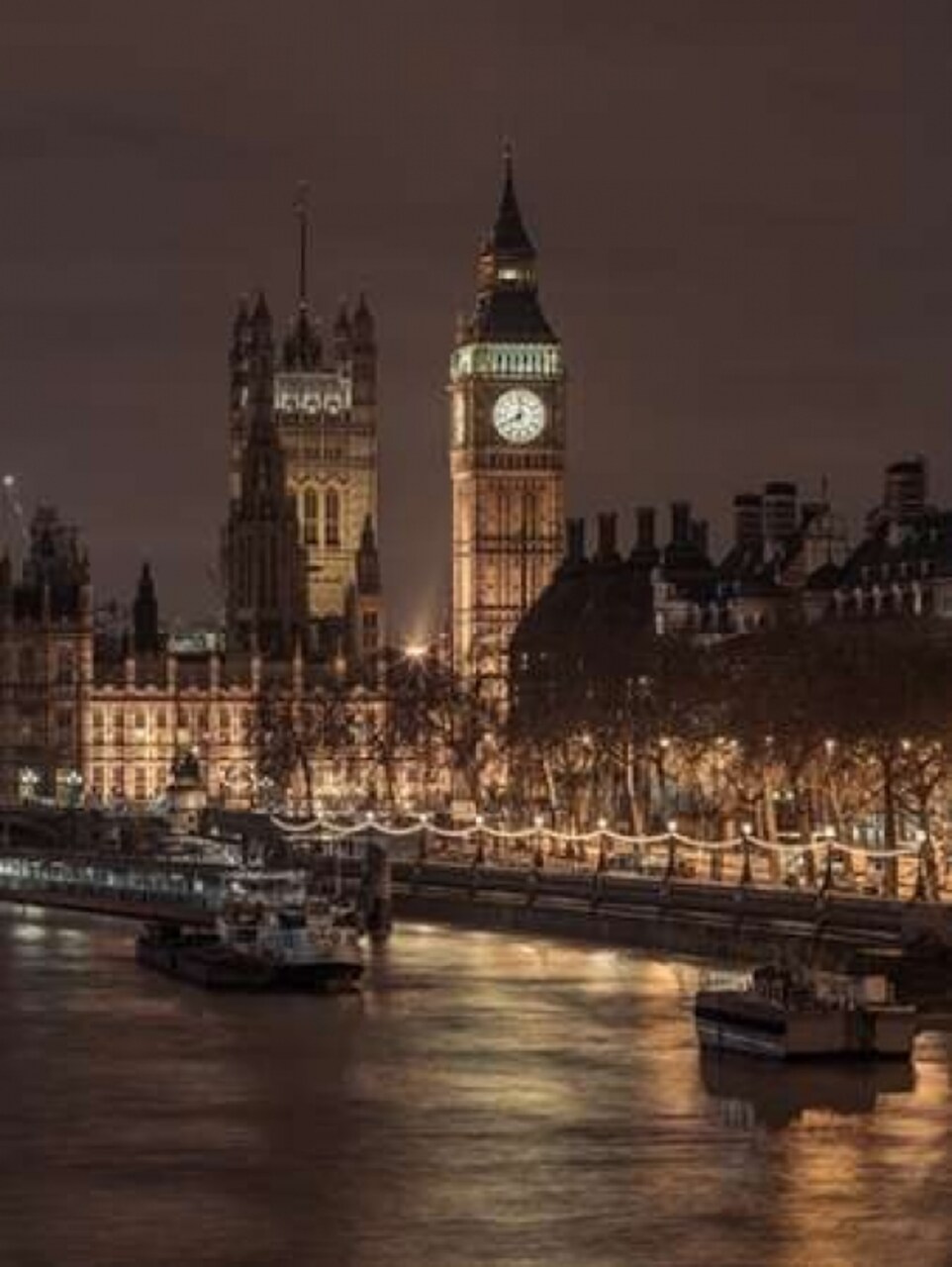 London cityscape with Big Ben and Westminster Abby Poster Print by Assaf Frank - Item # VARPDXAF20151216168C01